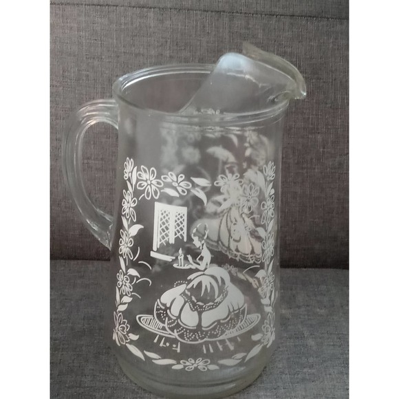Vtg Southern Bell Pitcher White Etched Heavy Glass Elegant Lady w/ Umbrella (su1 - Picture 4 of 5